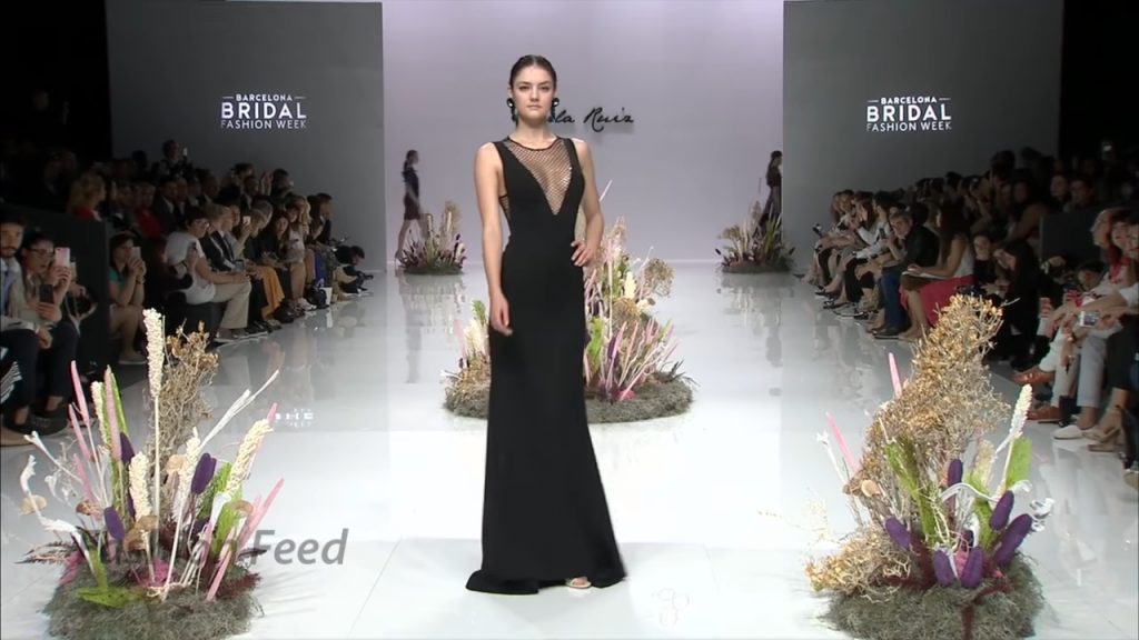 Screenshotter CarlaRuizBridal2019BarcelonaBridalFashionWeek2018 12’23”
