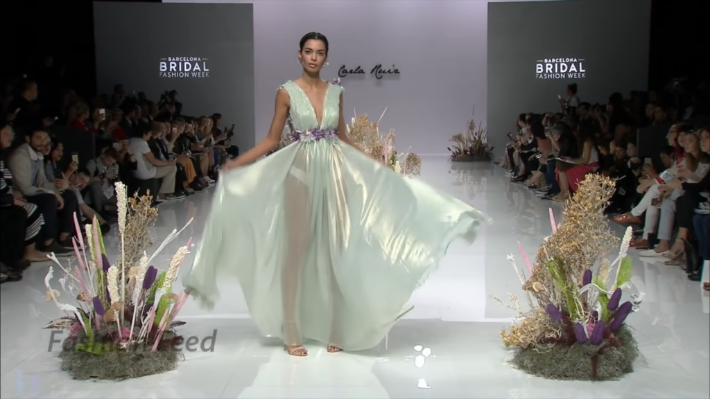 Screenshotter CarlaRuizBridal2019BarcelonaBridalFashionWeek2018 9’06”